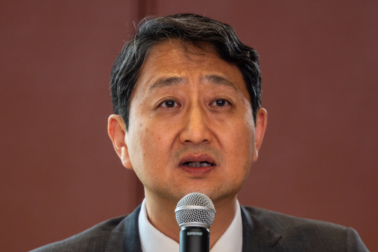 안덕근 산업통산자원부 장관이 9일 오후 서울 LG 사이언스파크에서 열린 AI 디자인 현장 간담회에서 모두 발언하고 있다. [산업통상자원부]